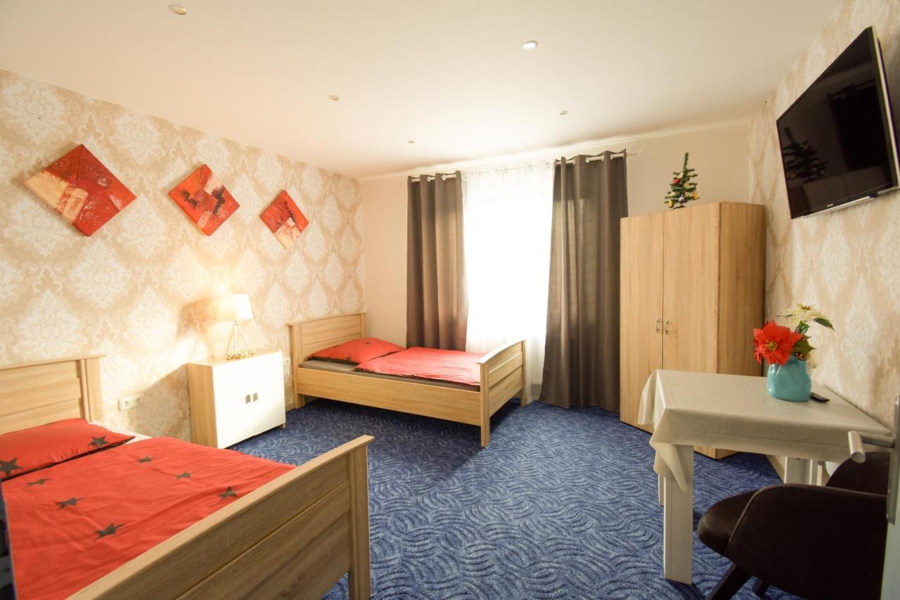 Mainzimmer - Business Apartments Hasloch  المظهر الخارجي الصورة