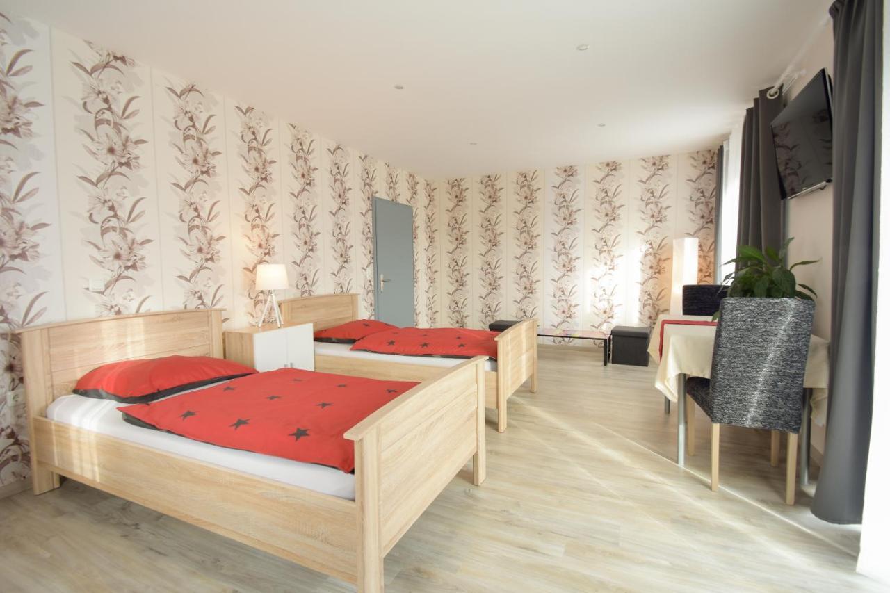 Mainzimmer - Business Apartments Hasloch  المظهر الخارجي الصورة