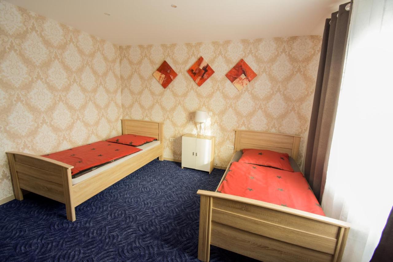 Mainzimmer - Business Apartments Hasloch  المظهر الخارجي الصورة