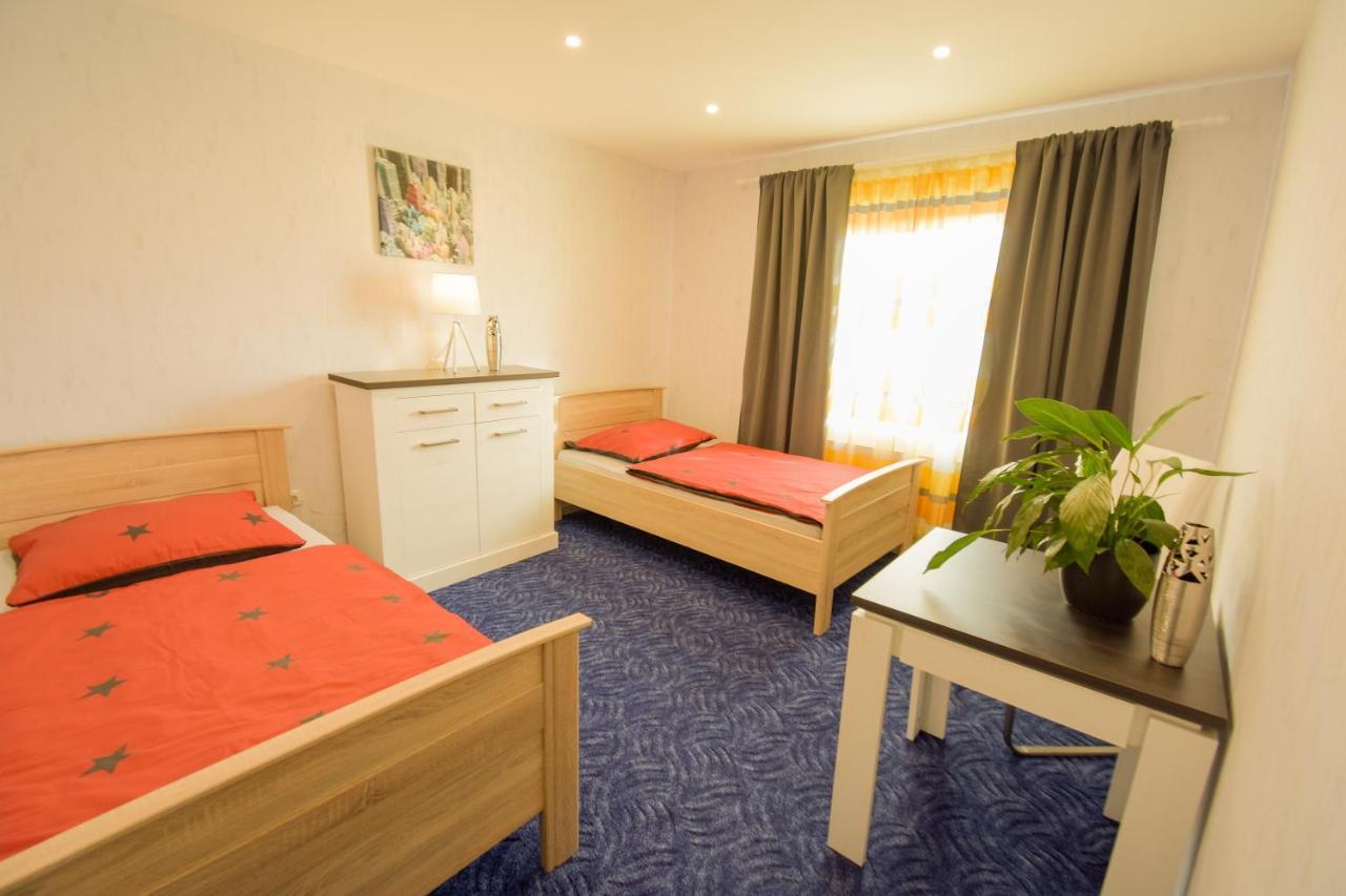 Mainzimmer - Business Apartments Hasloch  المظهر الخارجي الصورة