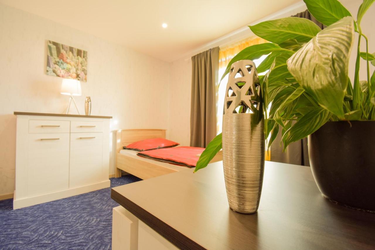 Mainzimmer - Business Apartments Hasloch  المظهر الخارجي الصورة